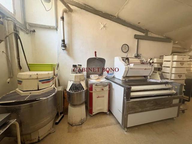 Local Commercial vente à Clermont, Oise