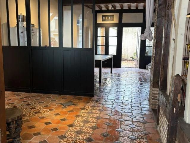 Local Commercial vente à Dieppe, Forges-les-eaux
