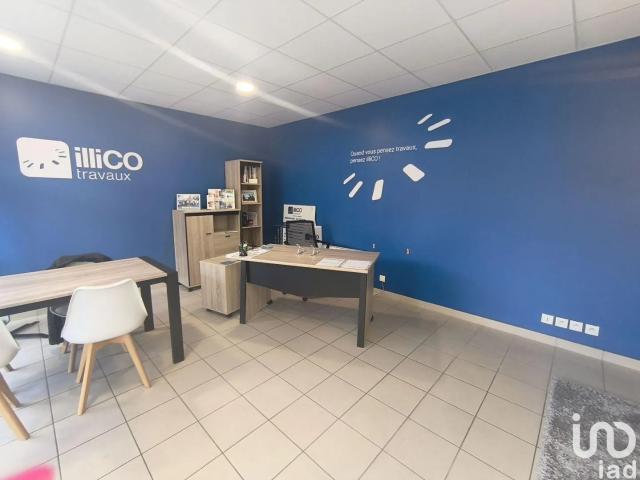 Local Commercial vente à Niort, Mellé