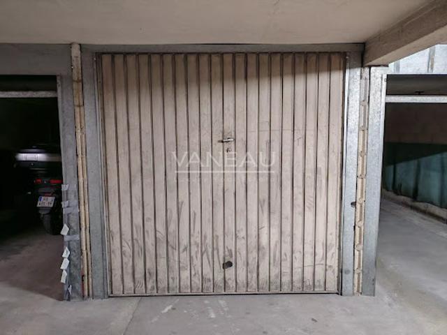 Garage vente à Boulogne-Billancourt, Boulogne-billancourt