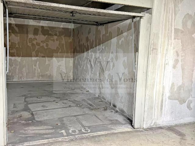 Garage vente à Nogent-sur-Marne, Vincennes