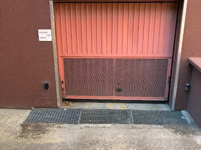 Garage vente à Saint-Tronc, Marseille