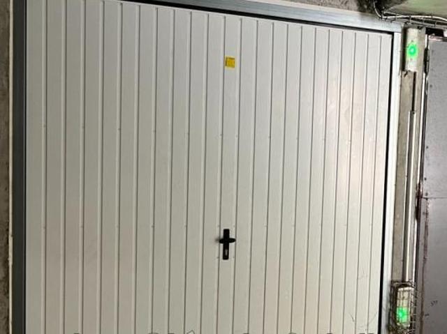 Garage vente à Arrondissement de Toulon, La Seyne-sur-mer