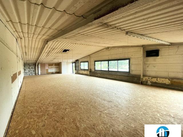 Bureau vente à Villefranche-sur-Saône, Rhône