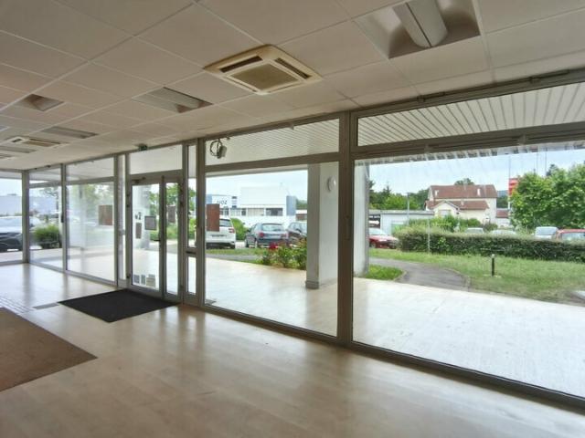 Bureau vente à Besançon
