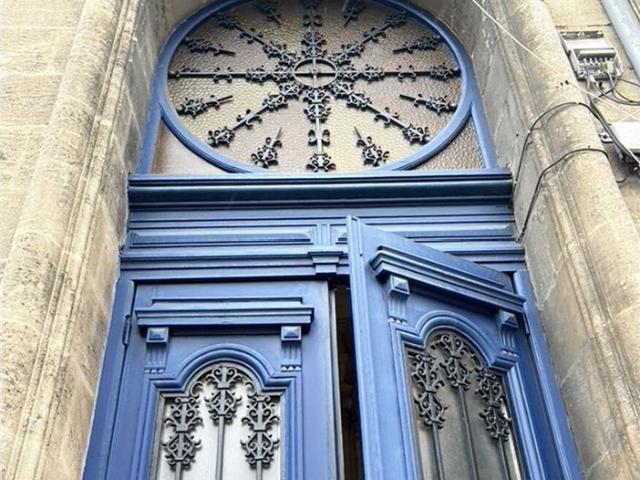 Bureau vente à Bordeaux