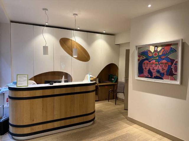 Bureau vente à Bordeaux