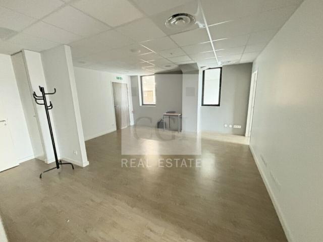 Bureau vente à Lyon, Métropole de Lyon