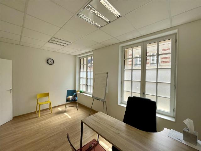 Bureau vente à Compiègne