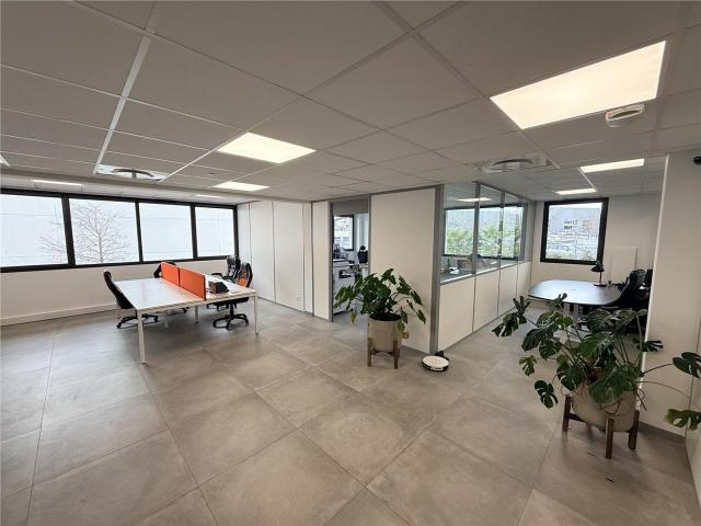 Bureau vente à Arrondissement de Draguignan, Fréjus