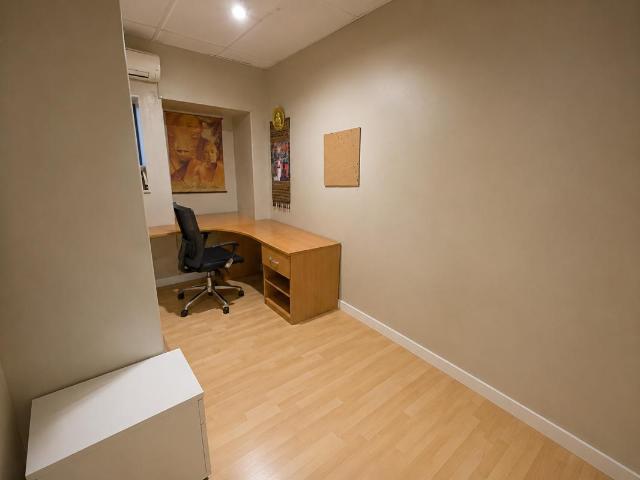 Bureau vente à L'Haÿ-les-Roses, Ivry-sur-seine