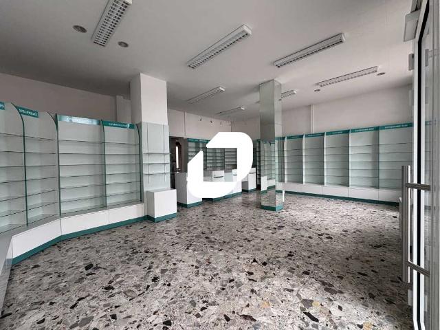 Bureau vente à Versailles, Les Clayes-sous-bois