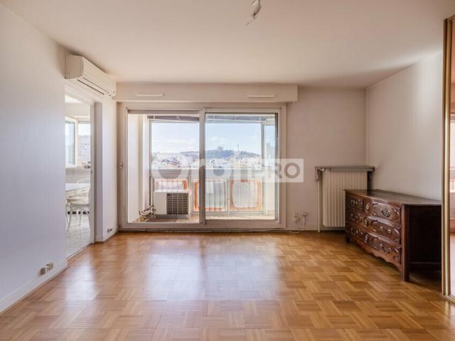 Bureau vente à Lyon, Métropole de Lyon
