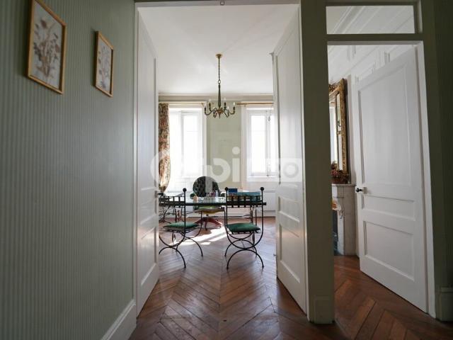 Bureau vente à Lyon, Métropole de Lyon