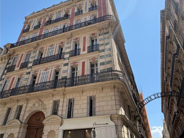 Bureau vente à Marseille