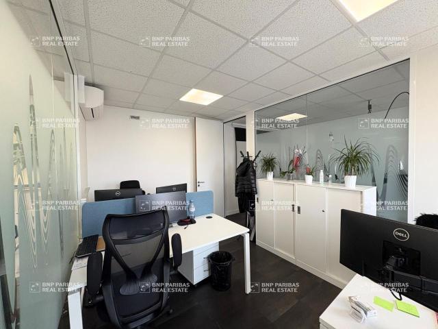 Bureau vente à Versailles, Montigny-le-bretonneux
