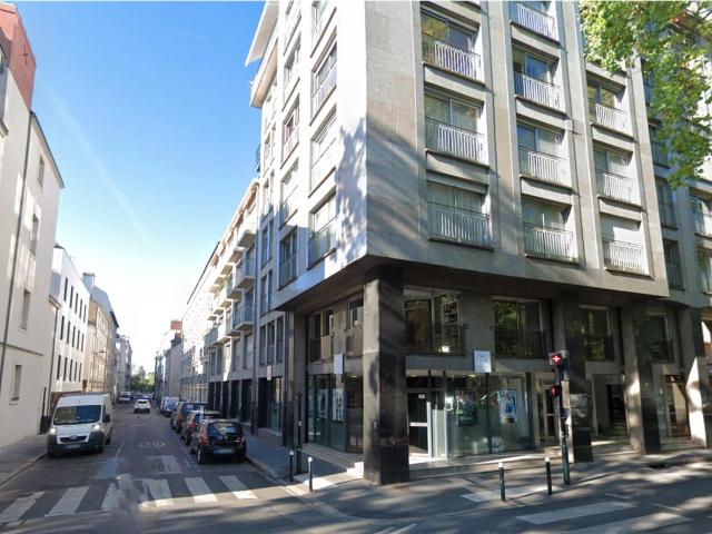 Bureau vente à Nantes