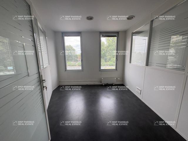 Bureau vente à Nantes