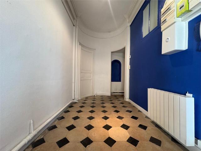 Bureau vente à Nantes