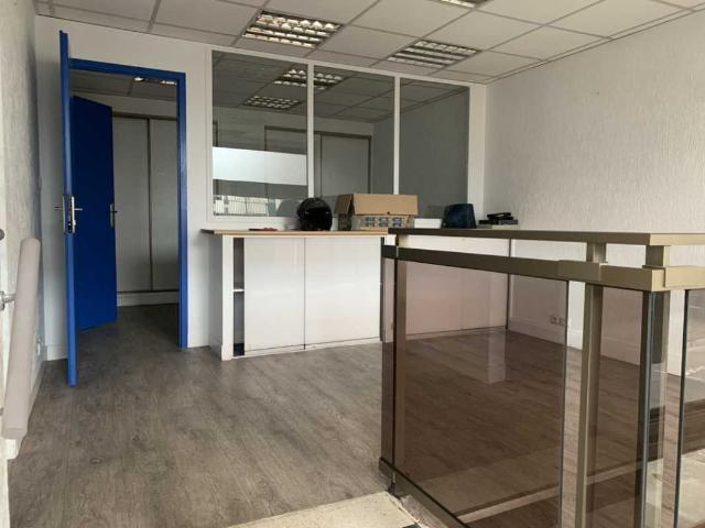 Bureau vente à Orléans