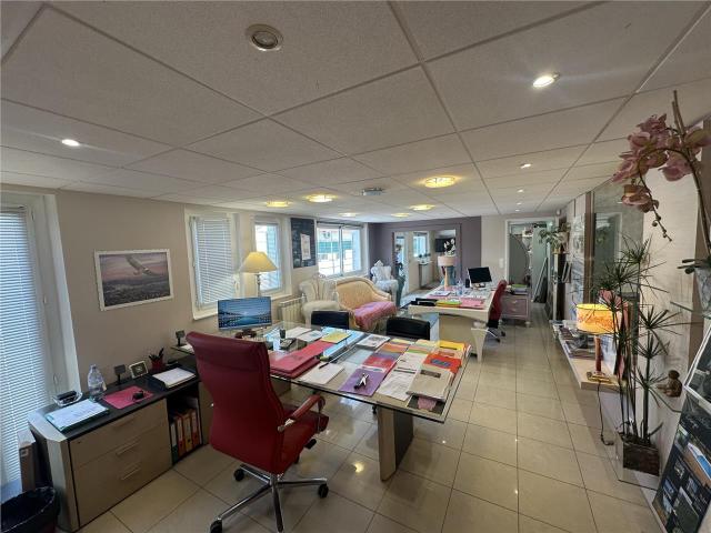 Bureau vente à Arrondissement de Draguignan, Puget-sur-argens