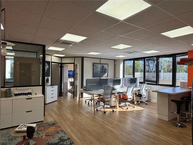 Bureau vente à Lyon, Métropole de Lyon