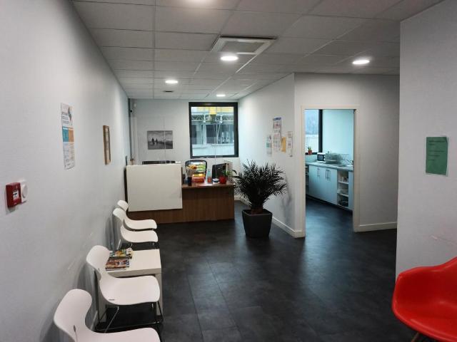 Bureau vente à Grenoble, Saint-martin-d'hères
