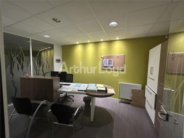 Bureau vente à Faubourg de Paris, Valenciennes