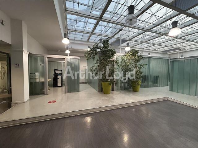 Bureau vente à Valenciennes