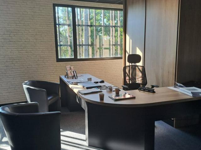 Bureau vente à Fougères-Vitré, Bretagne