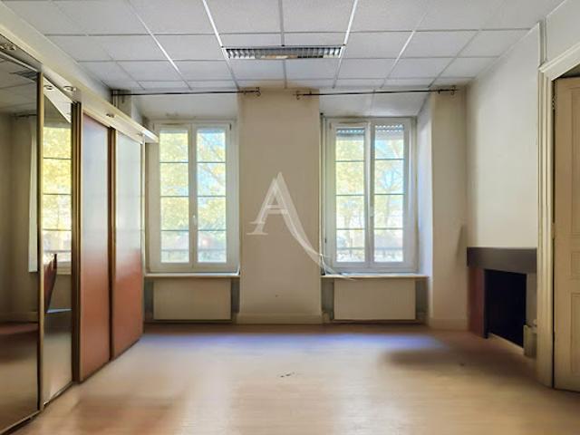 Bureau vente à Quartier du Hédas, Pau