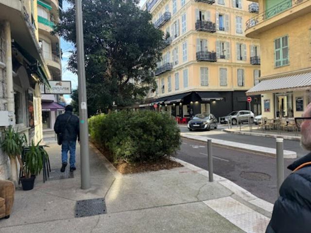 Bureau vente à Nice