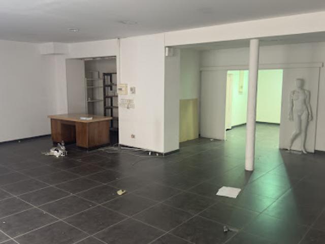 Bureau vente à Belsunce, Marseille