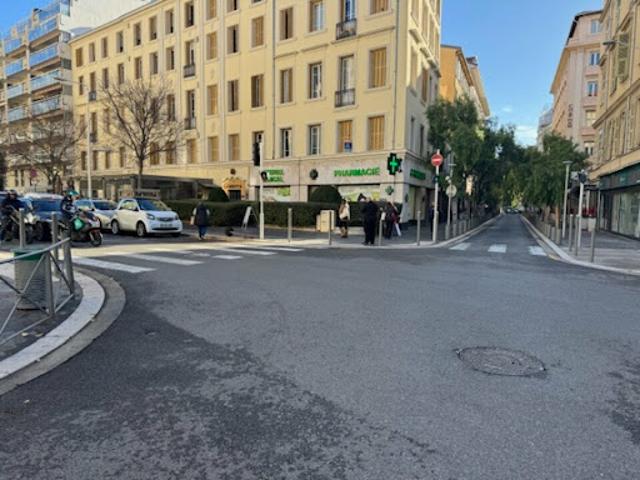 Bureau vente à Nice
