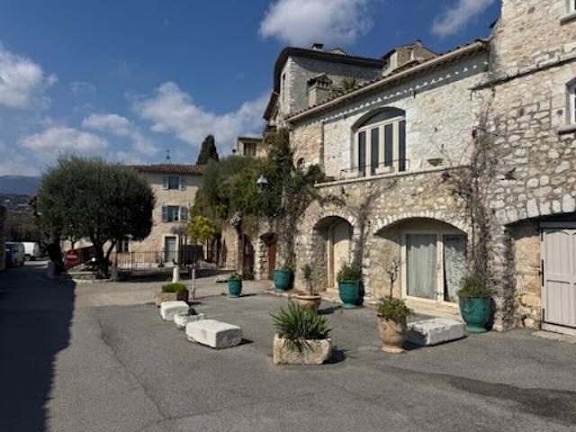 Bureau vente à Grasse, Saint-paul-de-vence