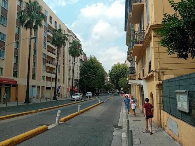 Bureau vente à Nice