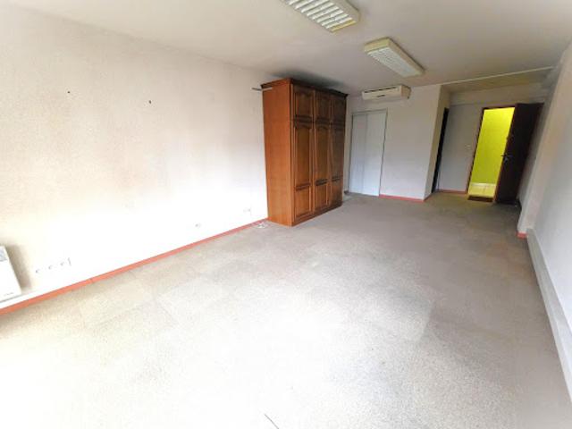 Bureau vente à Pamiers
