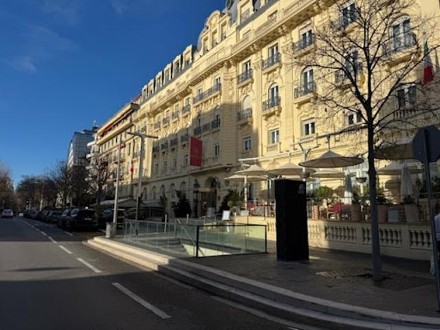 Bureau vente à Nice