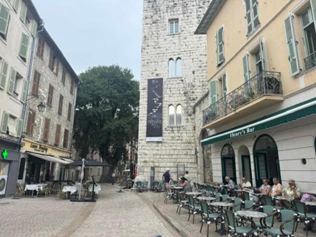 Bureau vente à Grasse, Vence