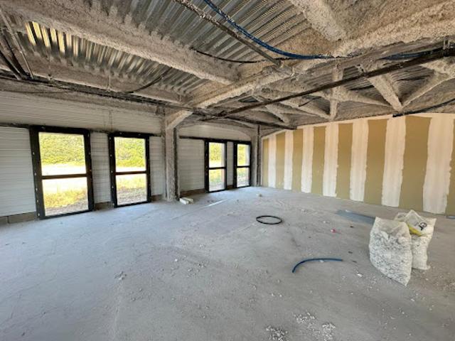 Bureau vente à Digne-les-Bains, Peyruis