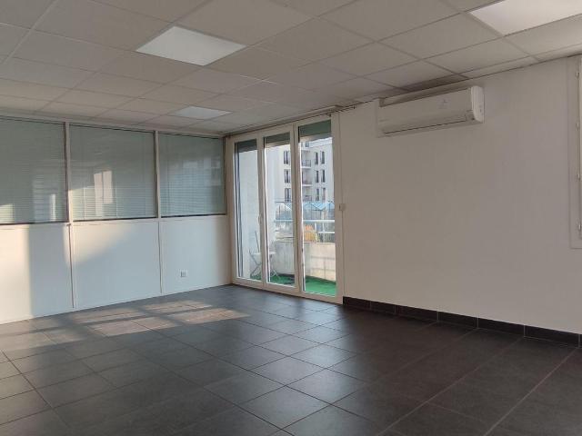 Bureau vente à Besançon