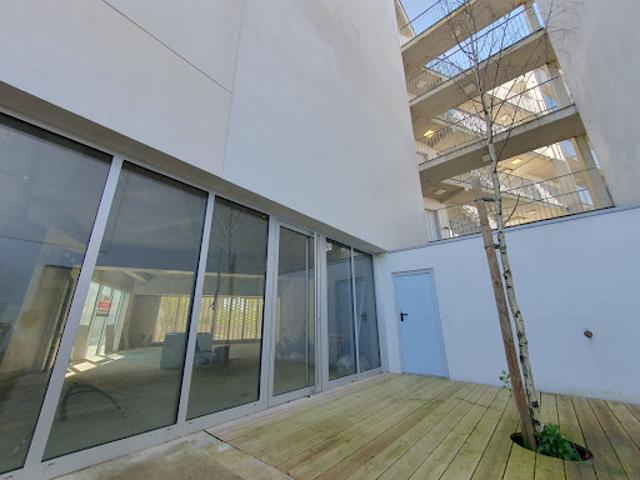 Bureau vente à Bordeaux