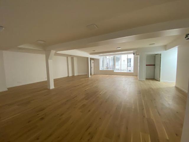 Bureau vente à Paris 14e Arrondissement, Paris