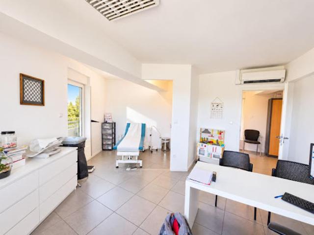 Bureau vente à Barrabières, Cagnac-les-Mines