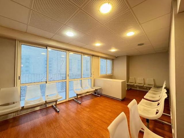 Bureau vente à Pau