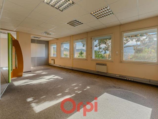 Bureau vente à Privas