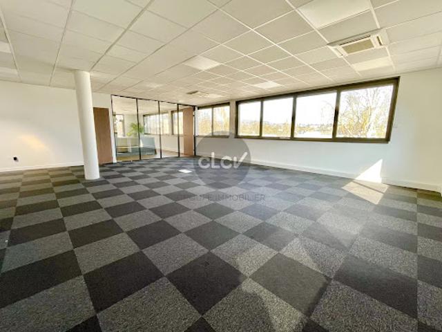 Bureau vente à Champagne-au-Mont-d'Or, Rhône