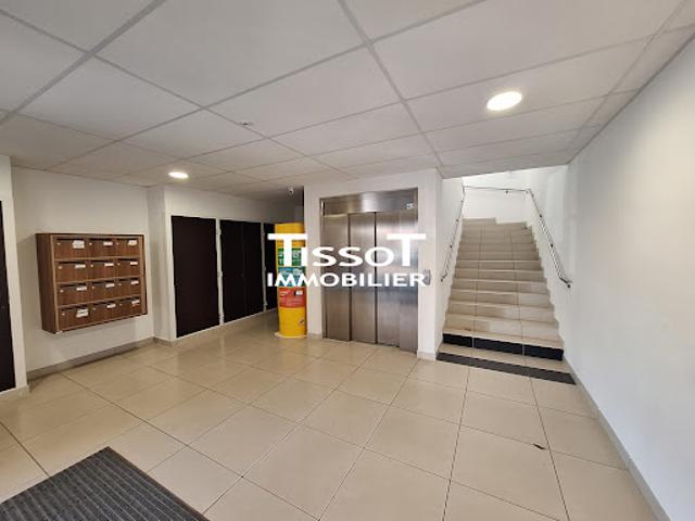 Bureau vente à Nîmes, Générac