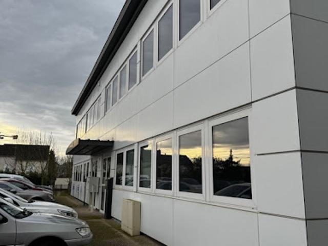 Bureau vente à Orléans