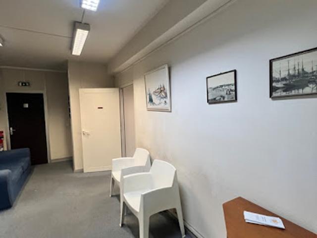 Bureau vente à Orléans